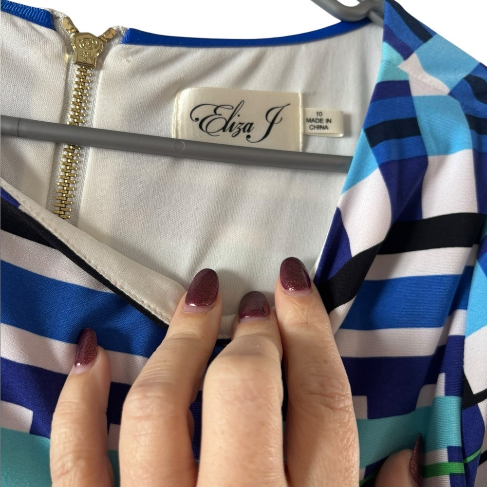 Eliza J Women's White/Black/Blue Design Mini Shift Stretchy Dress‎ Size 10 - Picture 3 of 8